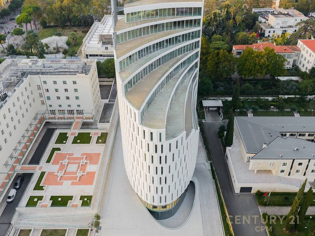 Elite office for rent - Met Building