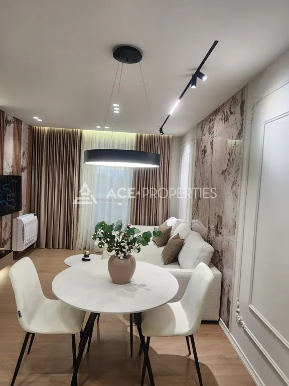 Shitet Apartament 2+1 ,Iliria Plazh