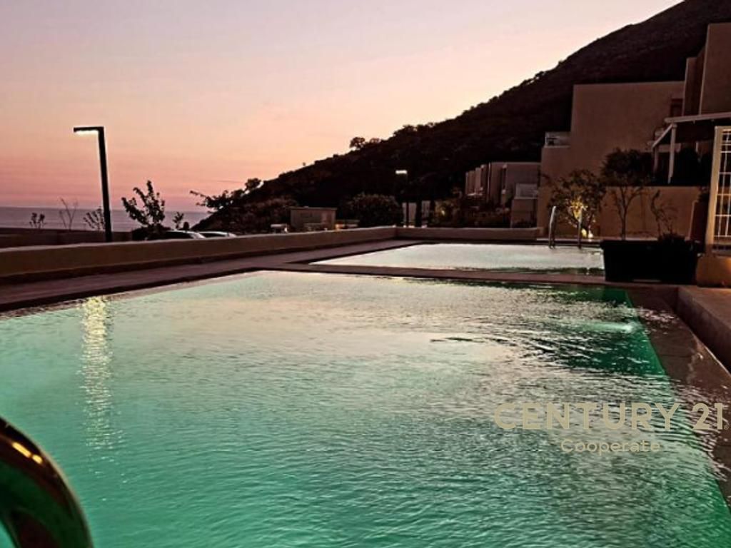 SEASONAL RENTAL - VILLA IN GREEN COAST 1.