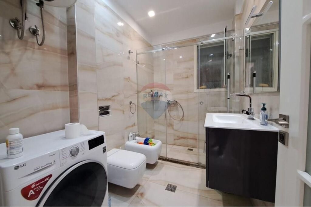 Apartament 2+1 ne shitje , Lungomare