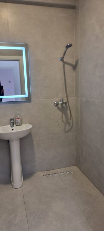 📣 QERA Apartament 1+1 📍 Urban Gate Residence, Astir ✨ 💶 Cmimi 400 Euro