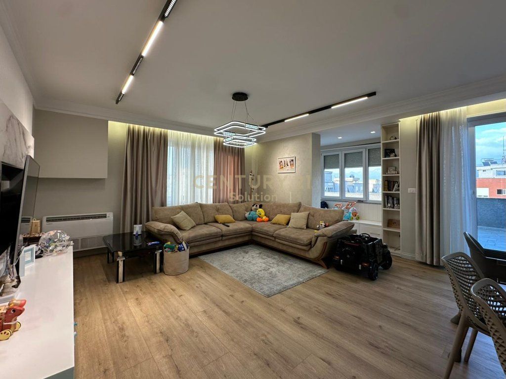 APARTMENT 3+1+2+ VERANDAS FOR SALE NEAR VILLA L !