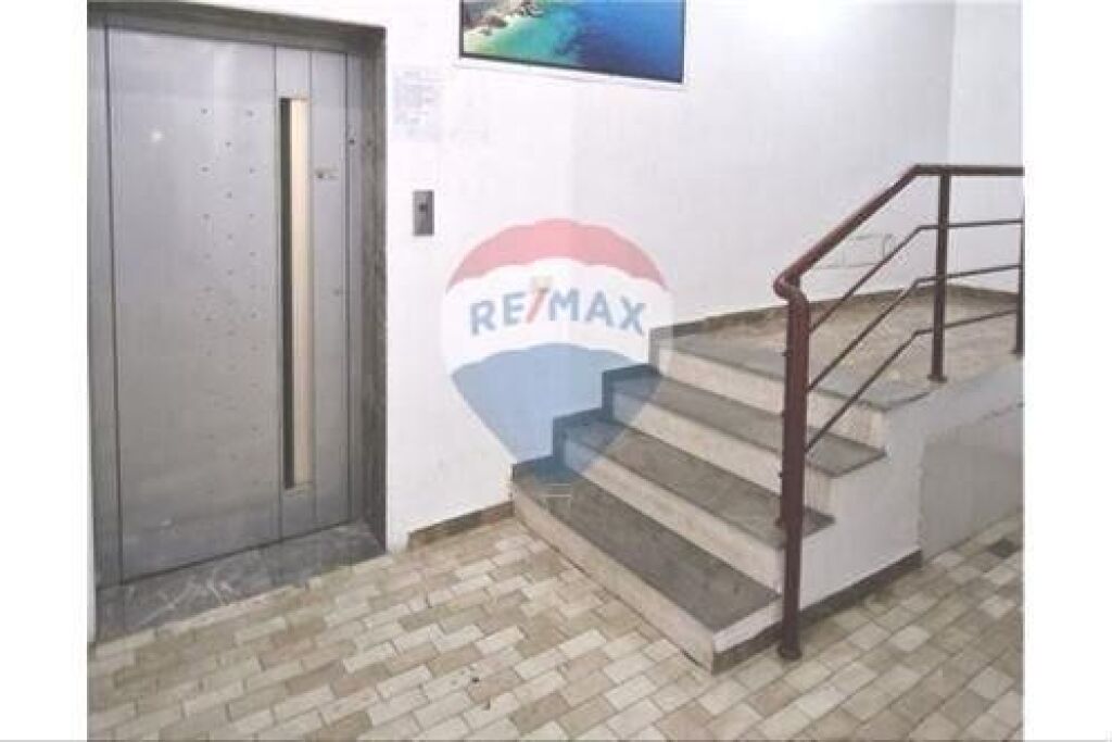 Apartament 2+1 ne shitje , Skele