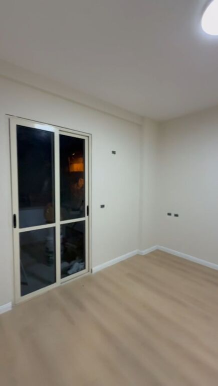 3+1 apartment for sale Above big market without going to Eleonora