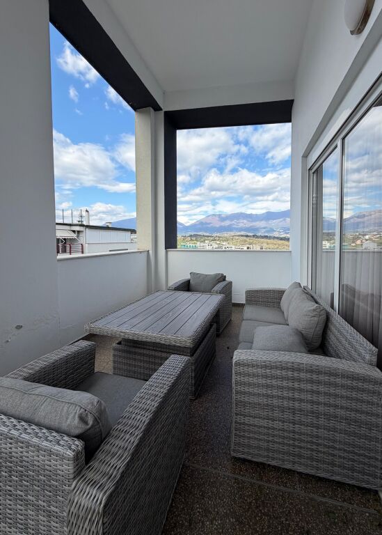 Apartament 3+1+2 me Garazh me Qira – Kompleksi FZ, Liqeni i Thatë