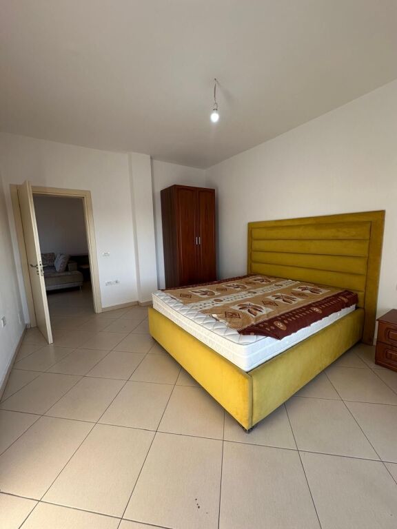 Apartament 2+1 me qera Astir