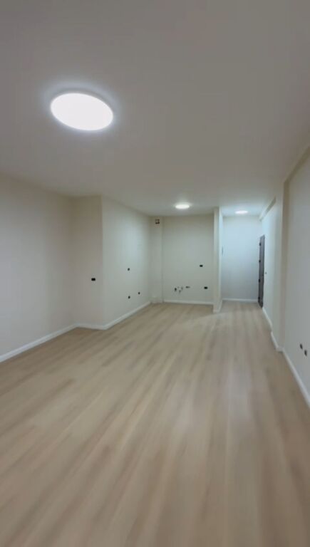 3+1 apartment for sale Above big market without going to Eleonora