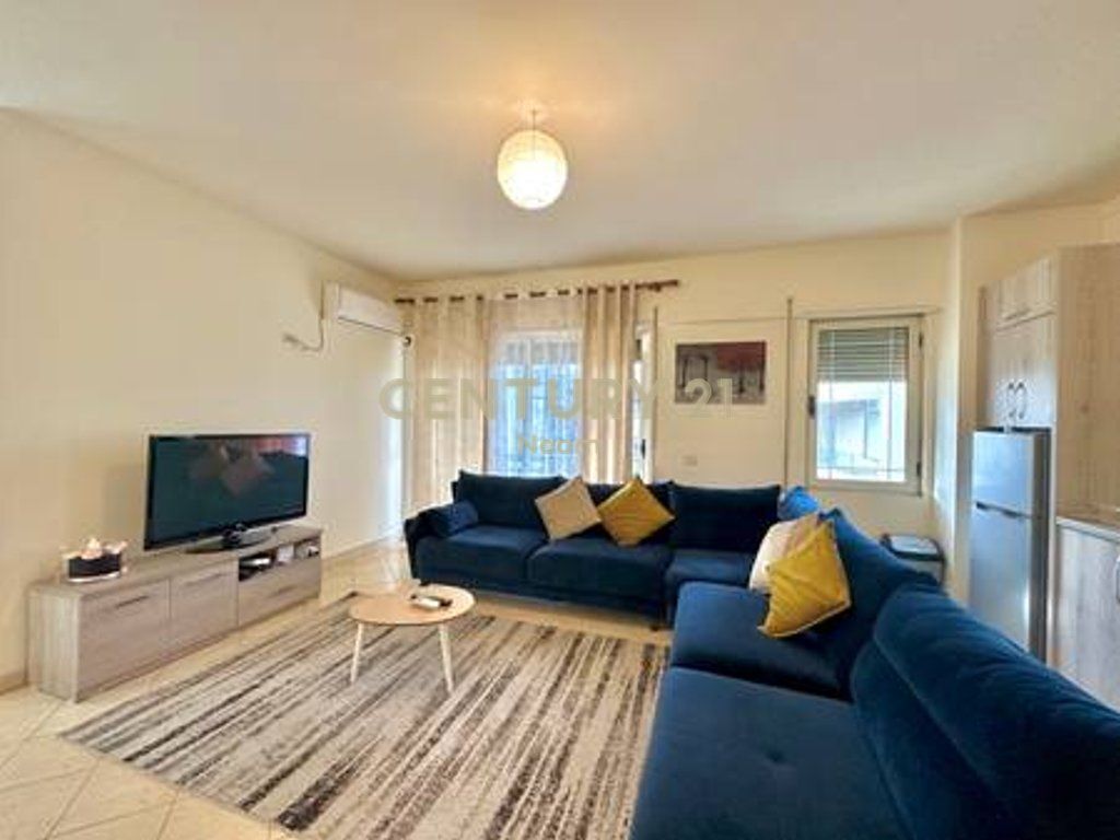 QIRA, APARTAMENT 2+1+2 ME POST PARKIMI‼️