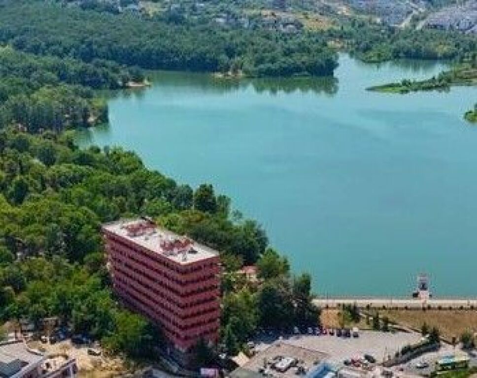 APARTAMENT ME QIRA 3+1+2+POST PARKIMI, KOMPLEKSI NOBIS