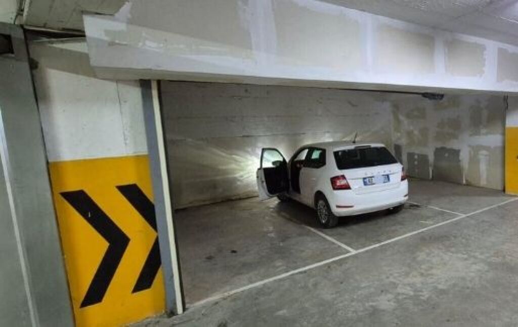 Shiten 3 poste parkimi – mundësi ideale investimi