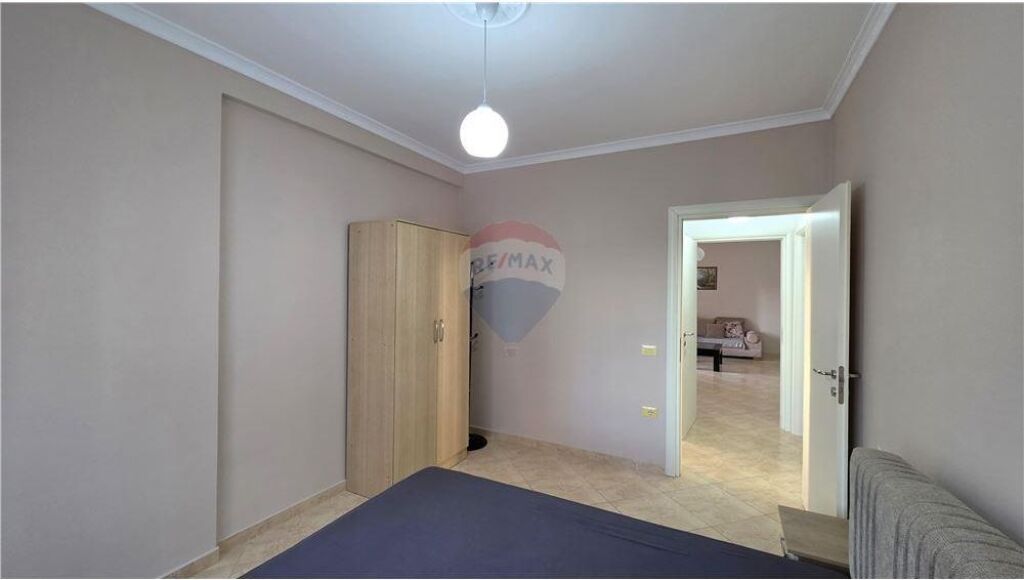 Apartament 2+1 ne shitje , Skele