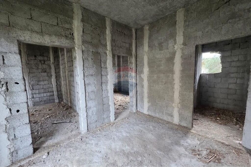 Ndertese 2 kateshe per shitje,Orikum