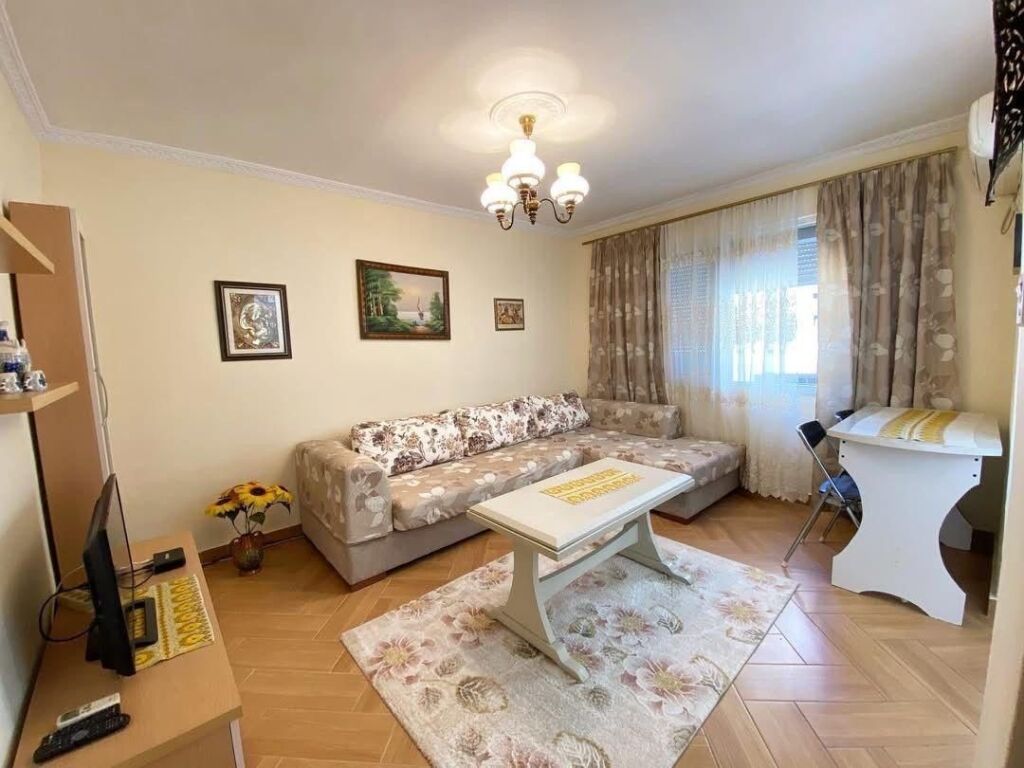 Apartment me qera 1+1 mine peza