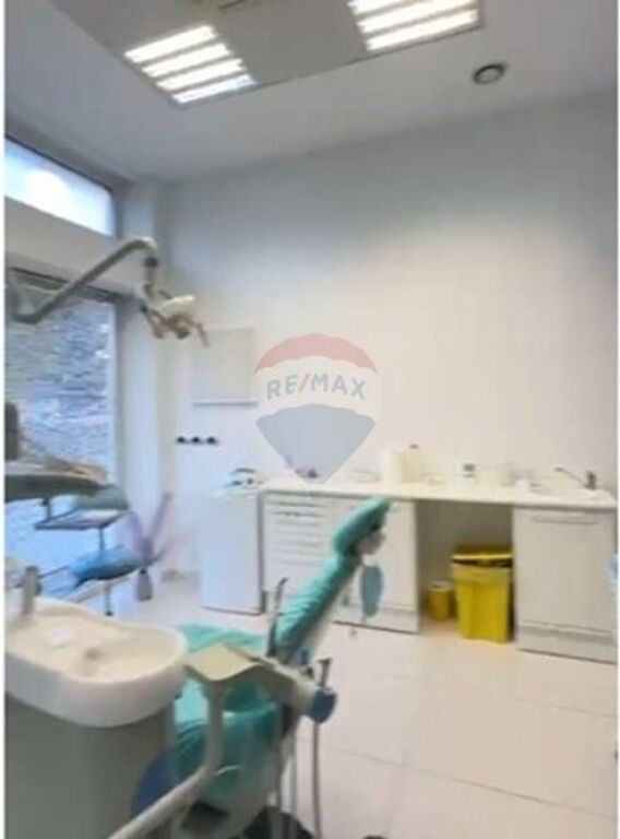 Clinica dentale in affitto