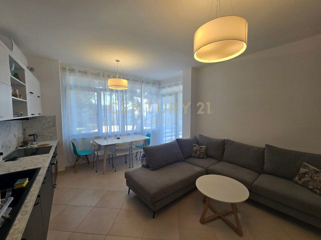 APARTAMENT 2+1 NË SHITJE NË KOMPLEKSIN LURA 2, GJIRI I LALZIT!