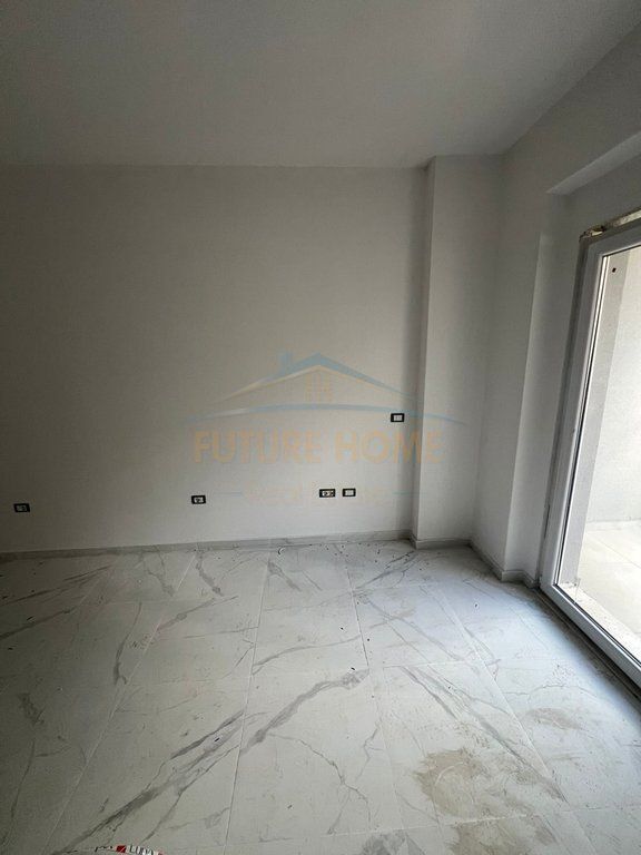 SELLING APARTMENT 1+1 AT UNIVERS CITY 73,000 EURO UNA66214