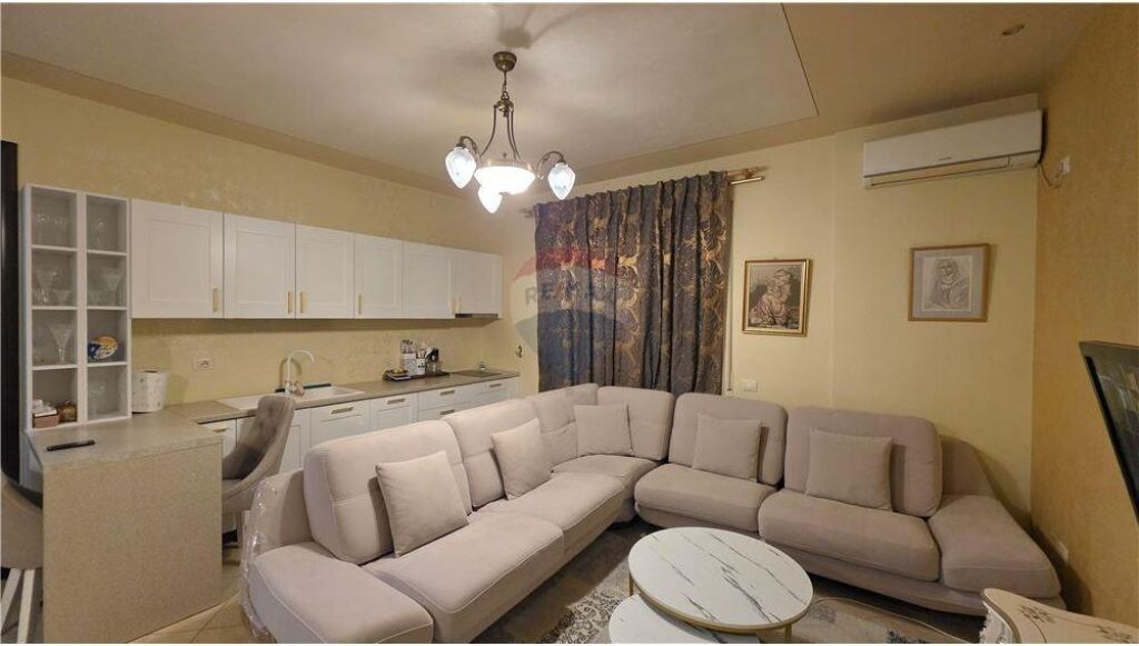 Apartment 2+1+2 for Sale, behind Martini hotel