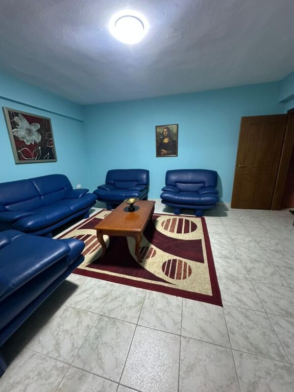 Apartament 2+1 me qira – Laprakë