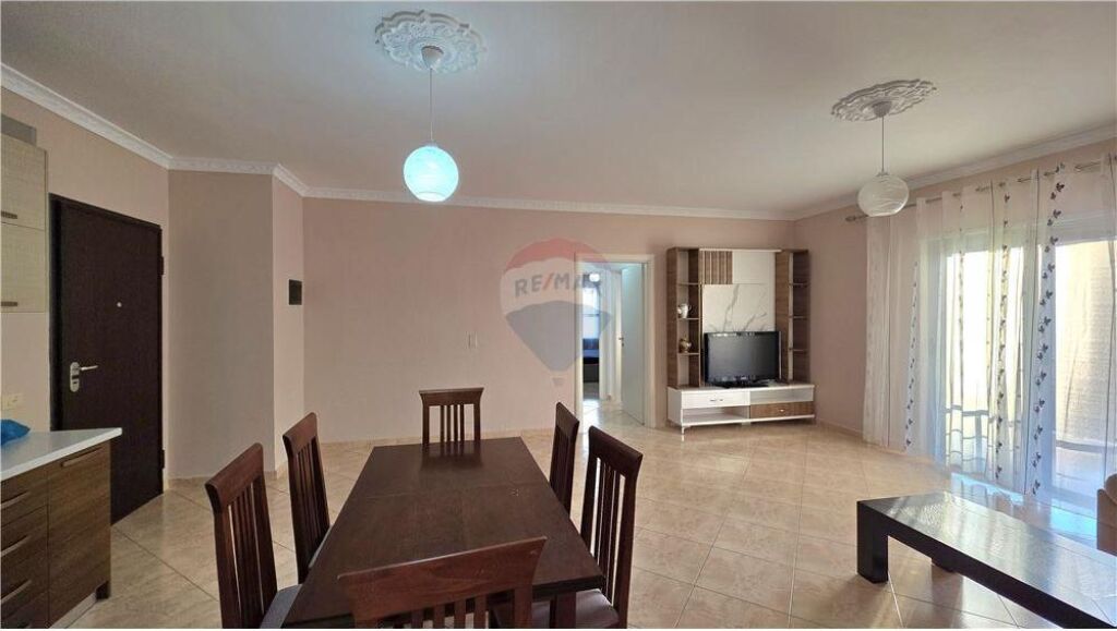 Apartament 2+1 ne shitje , Skele