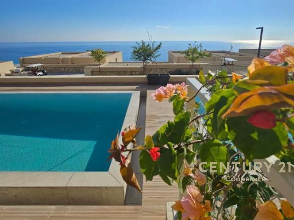 SEASONAL RENTAL - VILLA IN GREEN COAST 1.