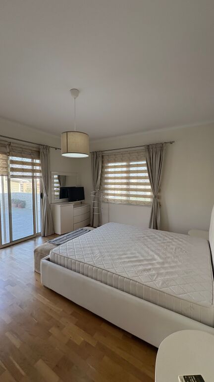 Penthouse for Sale – Dry Lake