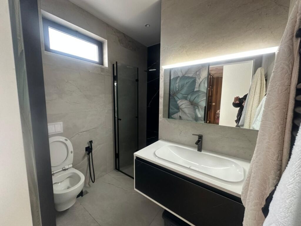 Apartment 2+1+2 +Veranda for Sale, Astir-Urban Gate