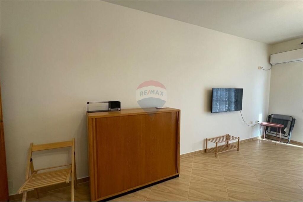 Apartment for rent , New Street