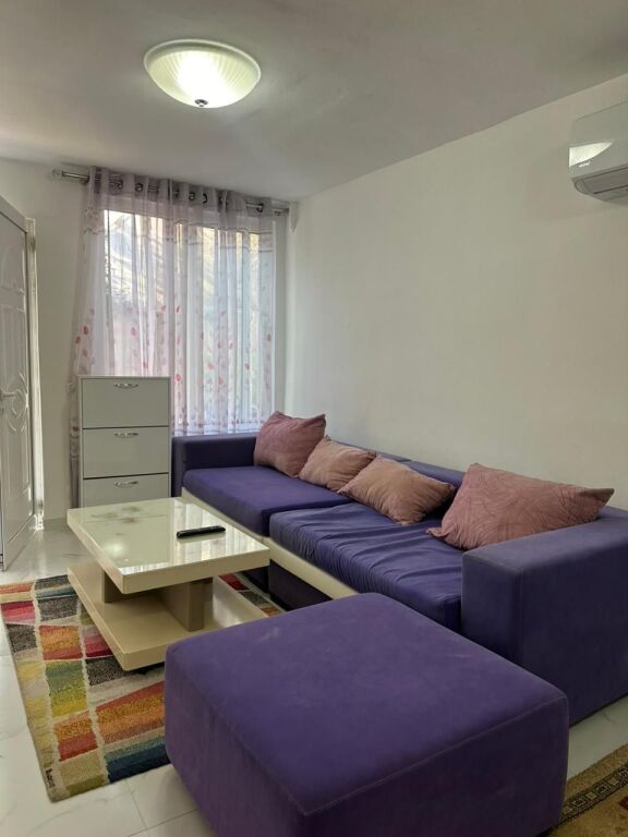 Apartament 2+1 me qira – Rruga Siri Kodra