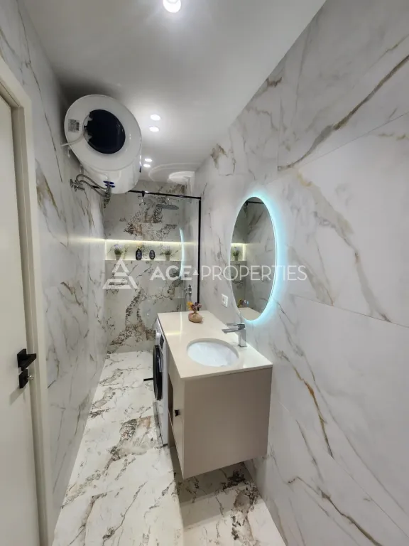 Shitet Apartament 2+1 ,Iliria Plazh