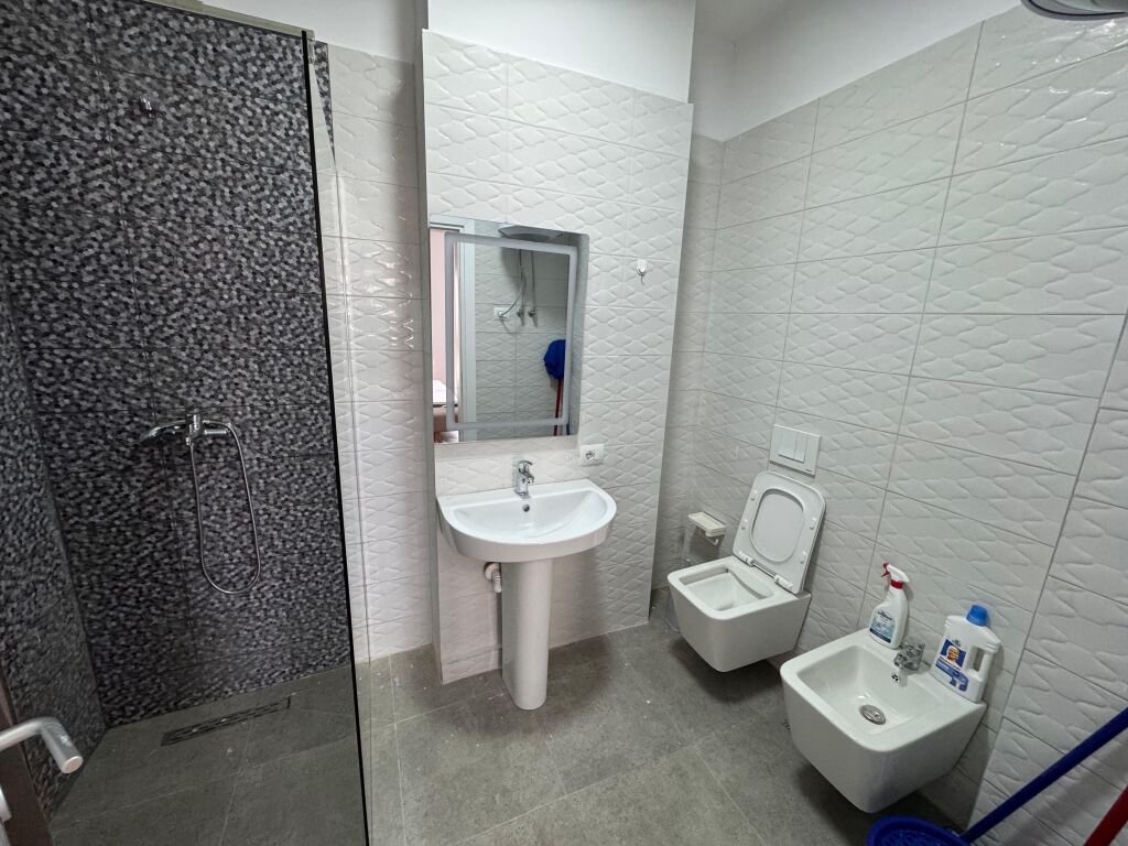 Apartment for rent 2+1+2 Zogu zi