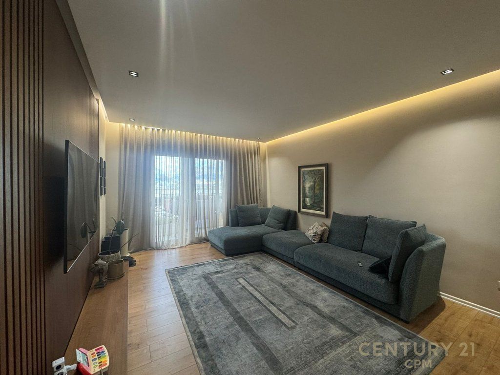 Sale Apartment 2+1+2 At the Beginning of Dielli Hill