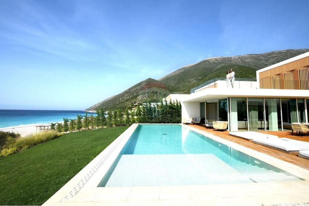 Villa for Sale - Palase