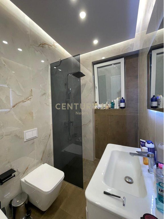QIRA, APARTAMENT MODERN 1+1, LIQENI I THATE!!