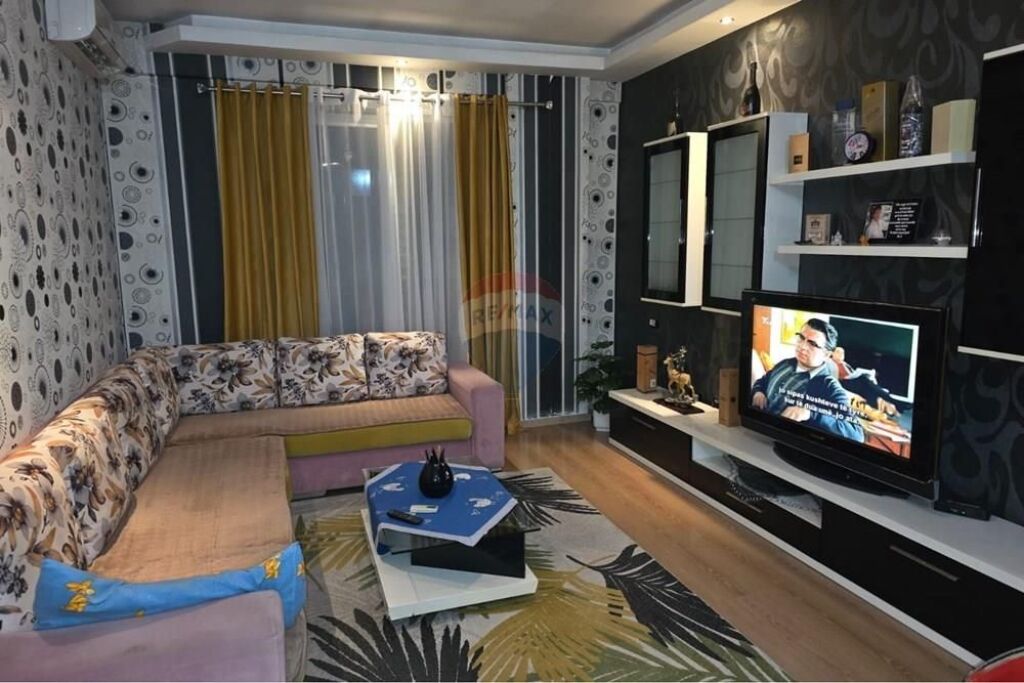 Shitet Apartament 2+1 në Astir