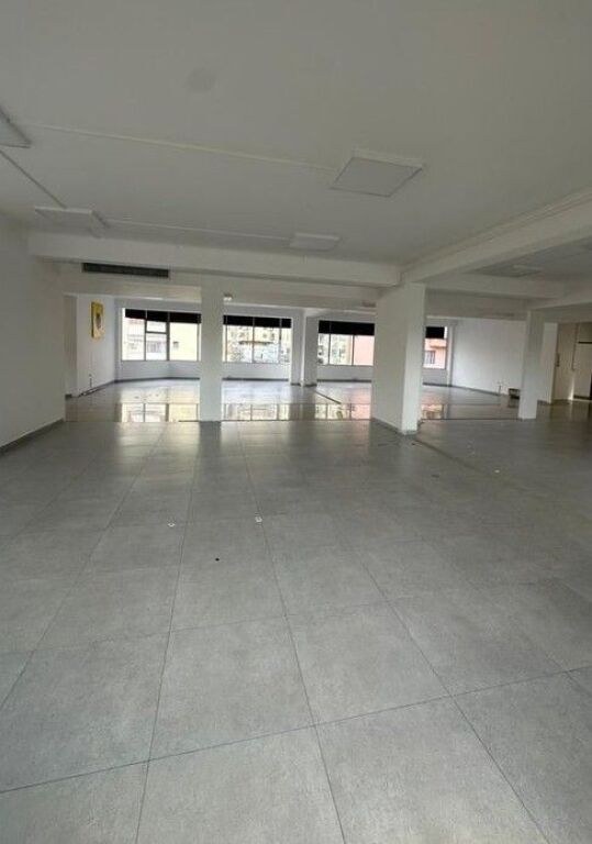 Qera, Godine 4-Kateshe, Rruga e Kavajes, Tirane.