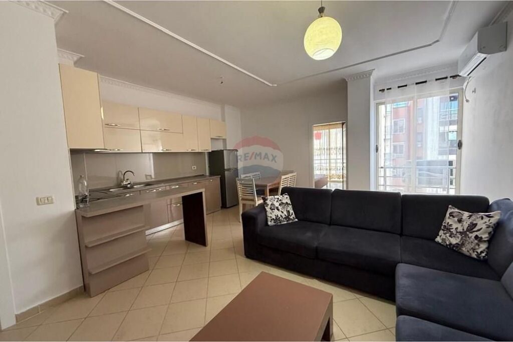 Apartament - Për Qira - KMY, Tiranë