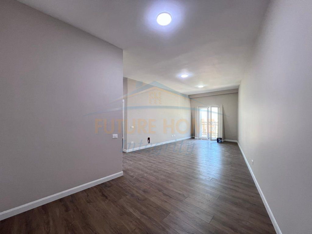 SHES APARTAMENT 1+1 NE SAUK 138.000 EURO AL66274