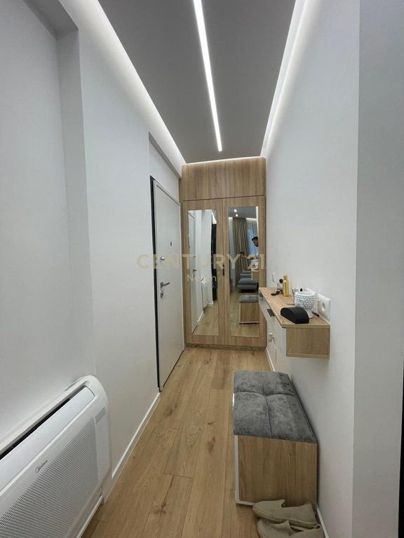 QIRA, APARTAMENT MODERN 1+1, LIQENI I THATE!!