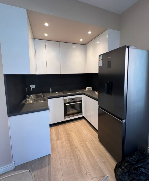🏡 Jepet me Qira Apartament 2+1+2 – Rruga e Kosovarëve