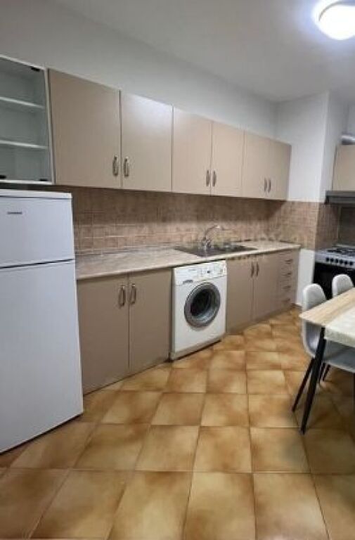 Apartament 1+1 me qera – lokacion premium