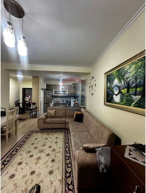 APARTAMENT 1+1 PER SHITJE NE YZBERISHT
