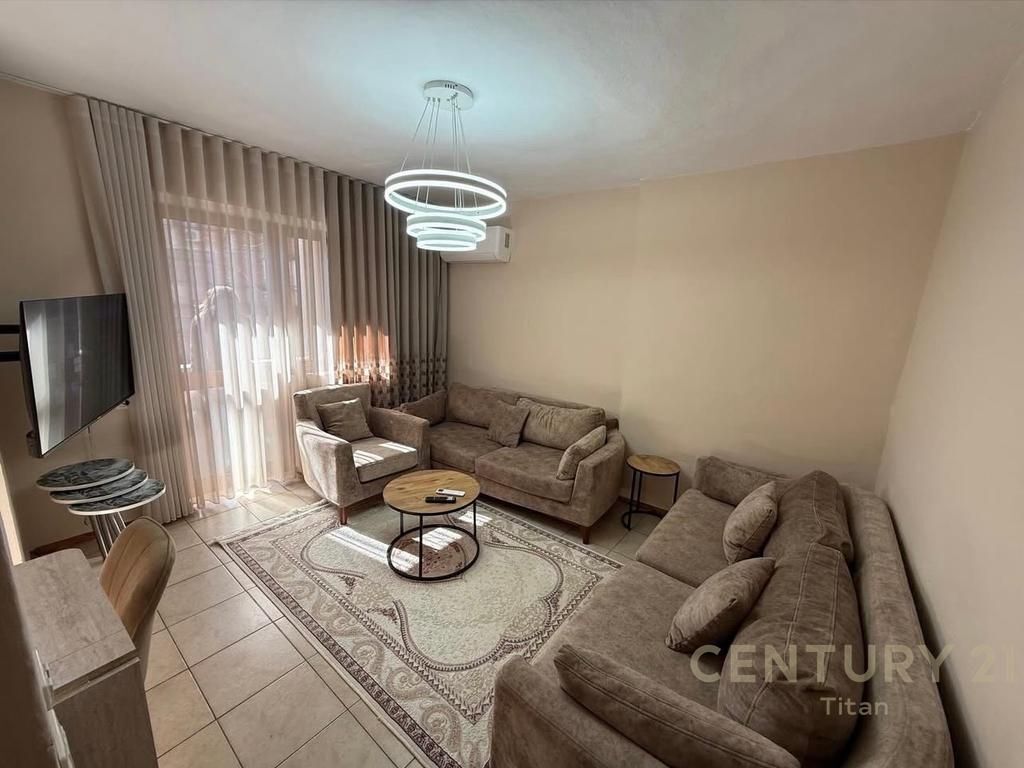 Apartament 1+1 per qira te Rruga Mine Peza