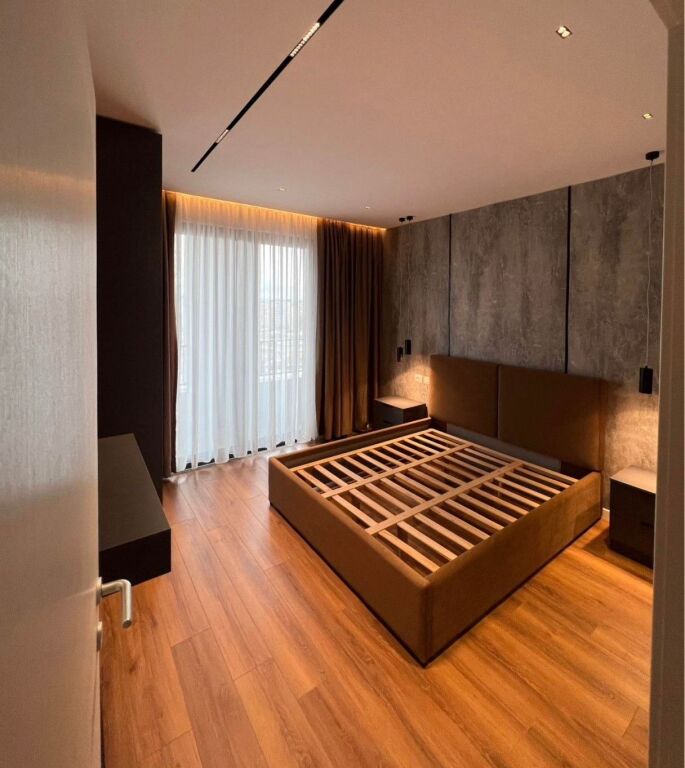 🏡 Apartament 1+1 + Parkim me Qira – Rruga Jordan Misja ✨