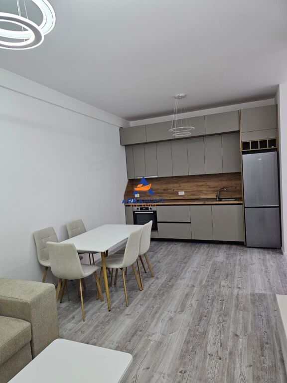 VENDESI APPARTAMENTO 2+1+BALCONE "RESIDENZA HENKE, AMERICANO" 192.000 EURO