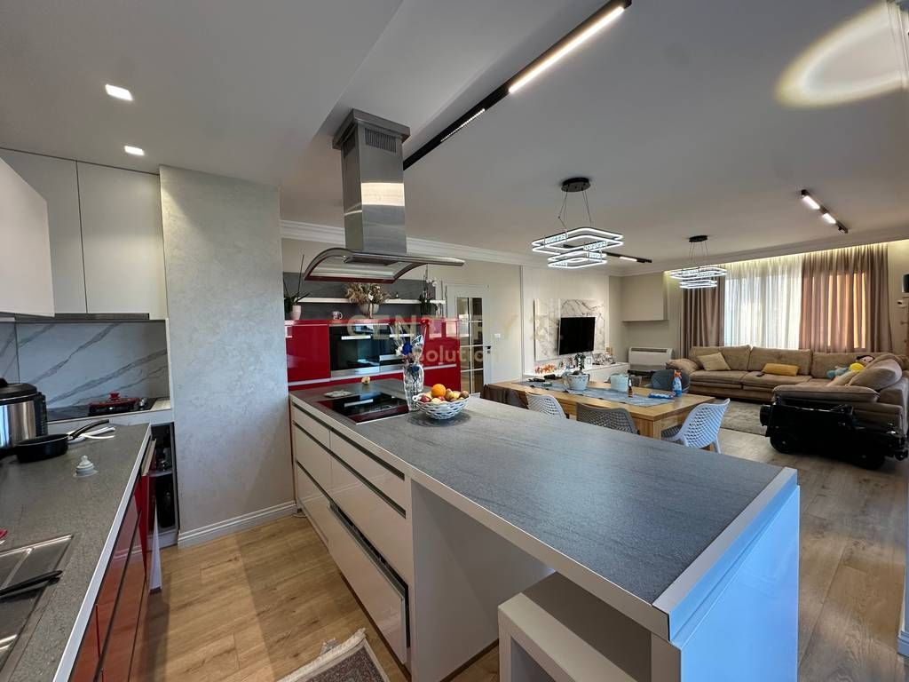 APARTMENT 3+1+2+ VERANDAS FOR SALE NEAR VILLA L !