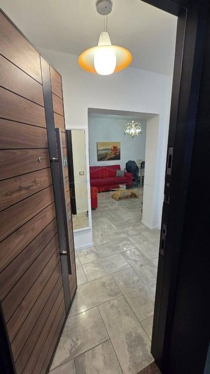 Qira, Apartament 2+1, Rruga Dibrës, Tiranë.