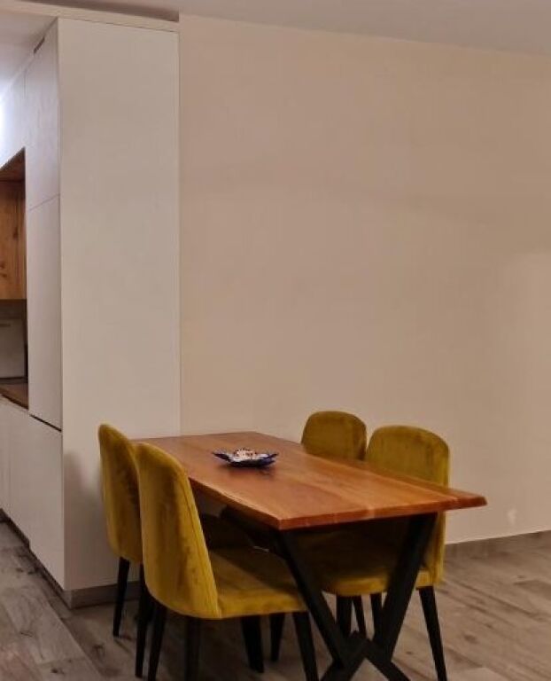 Apartament 1+1 me qera – me post parkimi