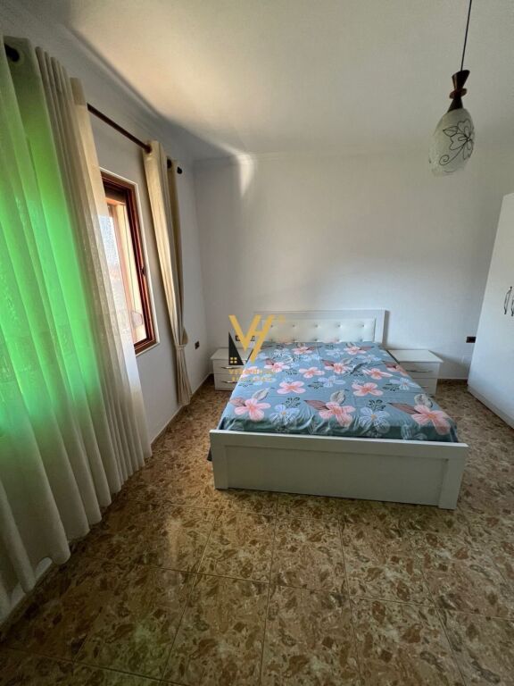 JEPET APARTAMENT 1+1+BLK ME QERA TE QYTET STUDENTI 40.000 LEKE