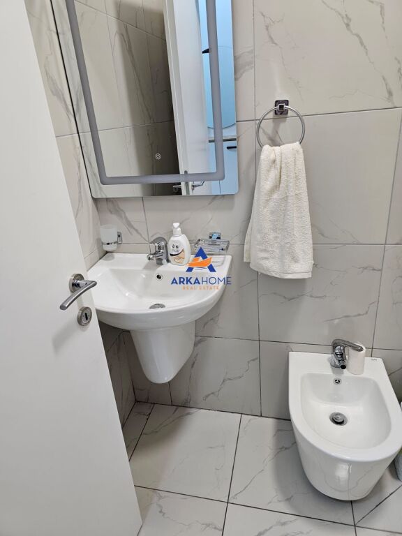 VENDESI APPARTAMENTO 2+1+BALCONE "RESIDENZA HENKE, AMERICANO" 192.000 EURO