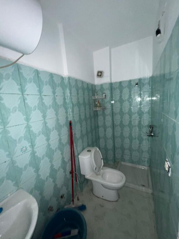 shitet apartament 1+1 ne plazhe durres